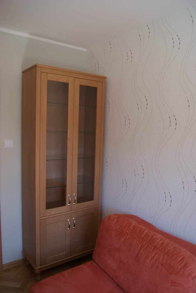 witryna bukowa lite drewno szklo - Stylmetdrew